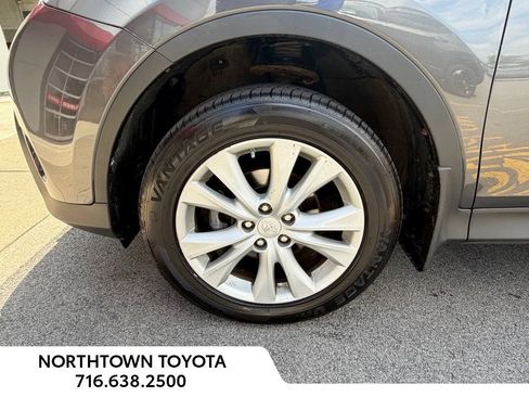 Used 2013 Toyota RAV4 Limited AWD/4WD image 19