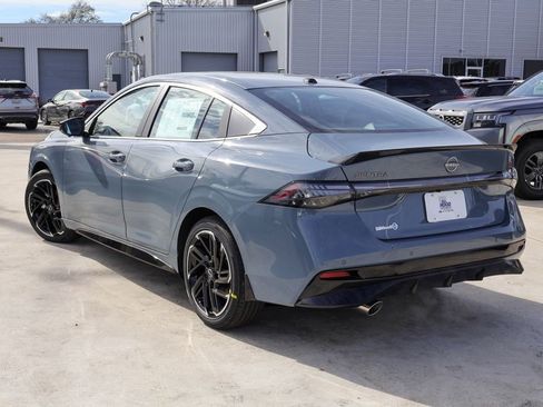 New 2026 Nissan Sentra SR image 2