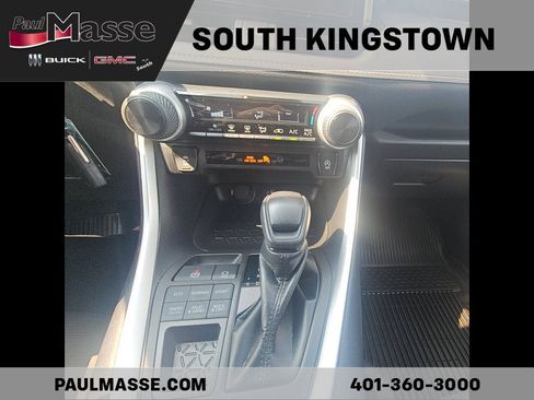 Used 2023 Toyota RAV4 LE AWD/4WD image 14