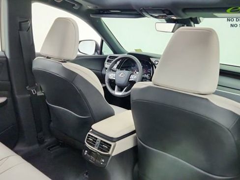 Used 2025 Lexus RX 350 Premium w/ Accessory Package (Z1) FWD image 27