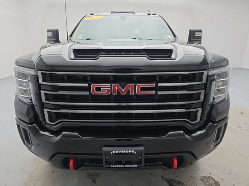 Used 2020 GMC Sierra 2500 AT4 w/ AT4 Premium Package image 3