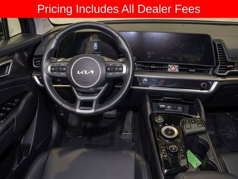 Used 2023 Kia Sportage EX AWD/4WD image 6