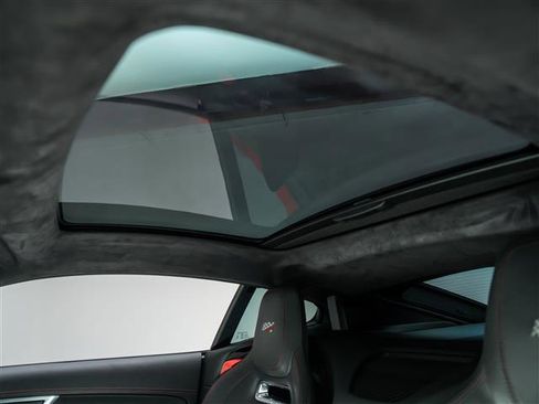 Used 2020 Jaguar F-TYPE Checkered Flag image 16