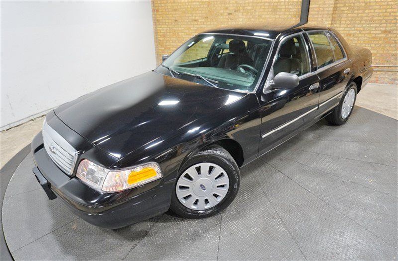 Used 2010 Ford Crown Victoria Police Interceptor RWD image 2