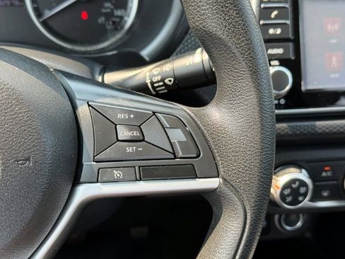 Used 2021 Nissan Kicks S FWD image 29