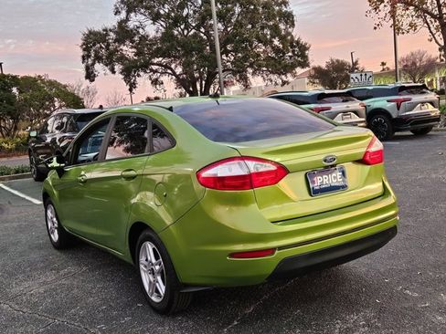 Used 2018 Ford Fiesta SE image 7