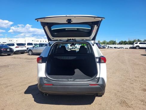 Used 2025 Toyota RAV4 XLE FWD image 26