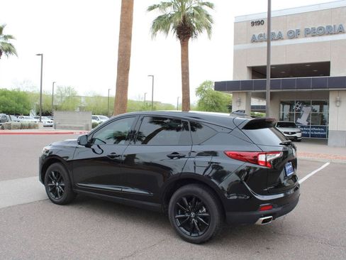 Used 2025 Acura RDX SH-AWD image 3