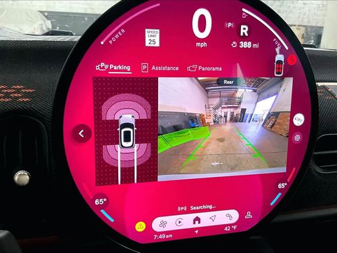 Certified 2025 MINI Cooper 2-Door Hardtop image 23