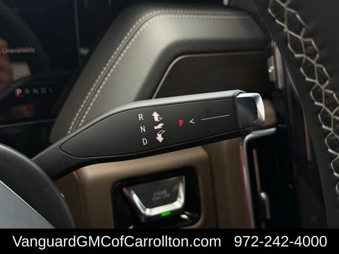 New 2026 GMC Yukon Denali Ultimate AWD/4WD image 15