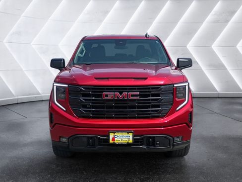 Used 2023 GMC Sierra 1500 Elevation AWD/4WD image 9