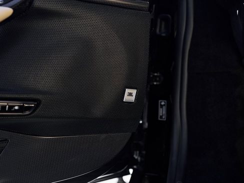 Used 2022 Ferrari SF90 Stradale image 42