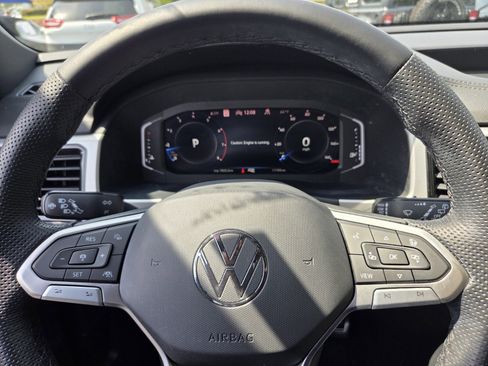 Used 2023 Volkswagen Atlas Cross Sport SEL R-Line image 21