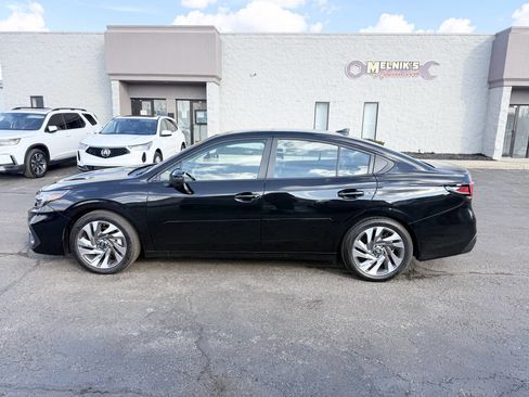 Used 2025 Subaru Legacy Limited w/ Popular Package #2 image 9