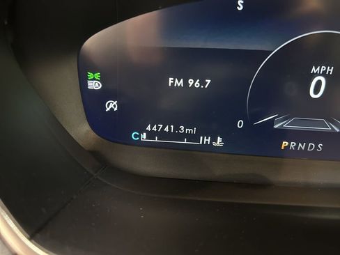 Certified 2019 Lincoln Nautilus Reserve image 17