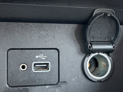 Used 2023 Nissan Sentra S image 6