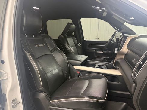 Used 2019 RAM 2500 Laramie AWD/4WD image 39