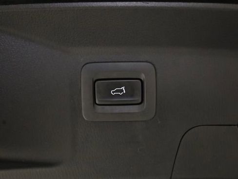 Used 2023 MAZDA CX-9 Touring image 36