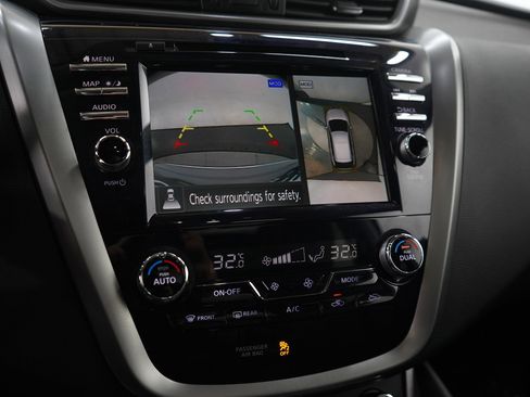 Used 2024 Nissan Murano SL image 21