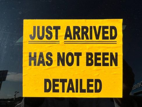 Used 2021 Jeep Cherokee Latitude image 23