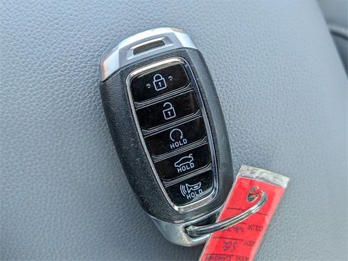 Used 2022 Hyundai Elantra SEL w/ Convenience Package image 33