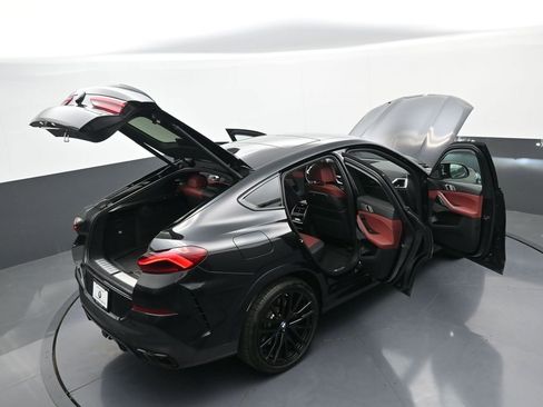 Used 2025 BMW X6 M60i AWD/4WD image 46