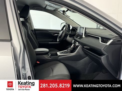 Certified 2025 Toyota RAV4 XLE image 22