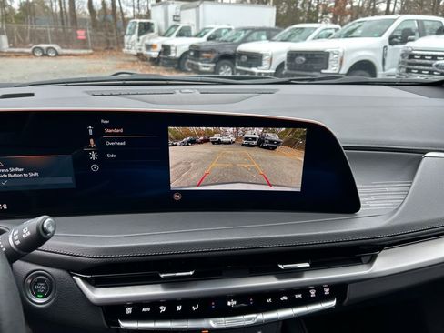 Used 2025 Cadillac XT4 Premium Luxury AWD/4WD image 20
