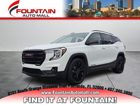Used 2022 GMC Terrain SLT w/ Elevation Edition image 1