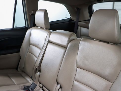 Used 2022 Honda Pilot EX-L image 25