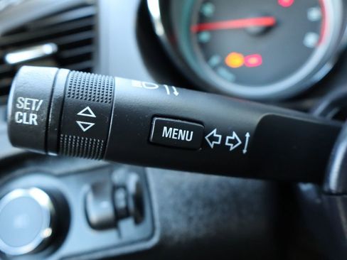 Used 2012 Buick Regal Premium image 31