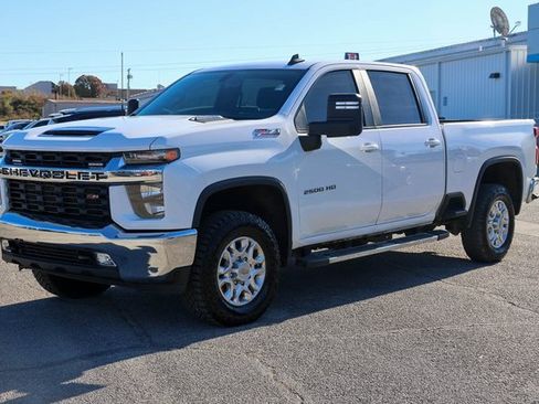 Used 2023 Chevrolet Silverado 2500 LT w/ Convenience Package image 6