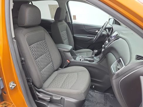 Used 2019 Chevrolet Equinox LT AWD/4WD image 46