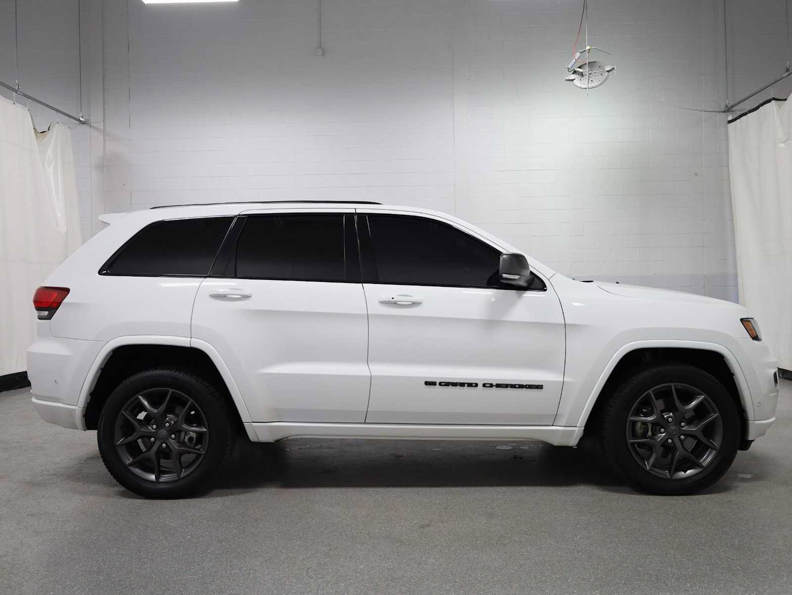 Used 2021 Jeep Grand Cherokee Limited w/ Quick Order Package 28K 80th AWD/4WD image 10