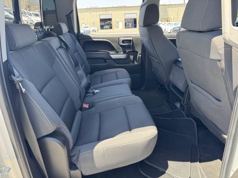 Used 2018 Chevrolet Silverado 1500 LT w/ Texas Edition AWD/4WD image 17