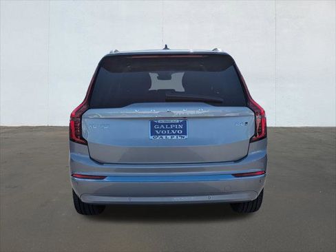 New 2026 Volvo XC90 B6 Core image 5