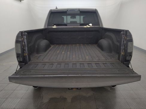 Used 2015 RAM 1500 Big Horn AWD/4WD image 29
