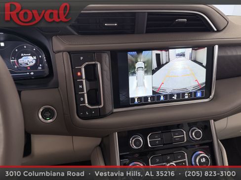 Used 2023 GMC Yukon Denali AWD/4WD image 25