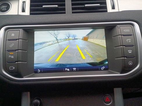 Used 2017 Land Rover Range Rover Evoque SE image 36