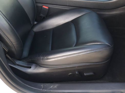Used 2020 Tesla Model 3 Long Range AWD/4WD image 16