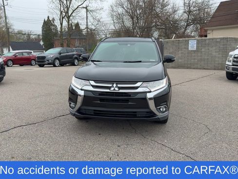 Used 2018 Mitsubishi Outlander LE FWD image 3