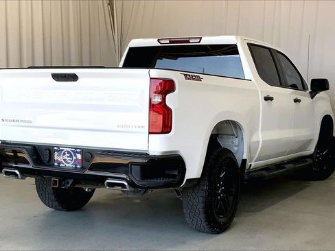 Used 2024 Chevrolet Silverado 1500 Custom Trail Boss AWD/4WD image 13