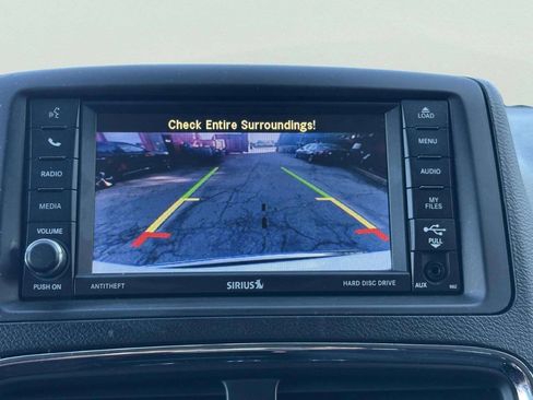 Used 2014 Dodge Grand Caravan SXT w/ Rear Park Assist Package FWD image 32