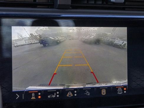 Used 2024 GMC Sierra 1500 Denali w/ Denali Reserve Package image 9