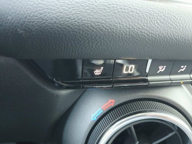 New 2026 Chevrolet Blazer LT w/ Convenience Package FWD image 26