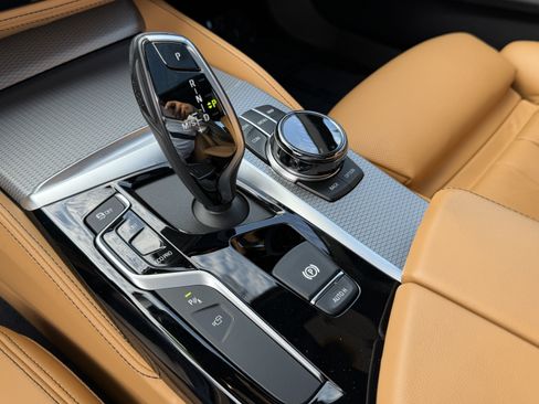 Used 2019 BMW M550i xDrive AWD/4WD image 20