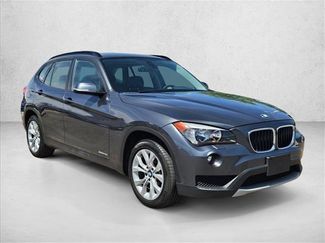 Used 2013 BMW X1 xDrive28i video 3