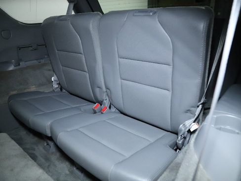 Used 2005 Acura MDX Touring image 27