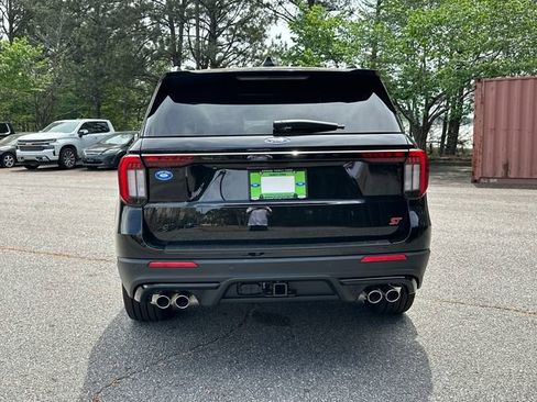 New 2026 Ford Explorer ST image 6