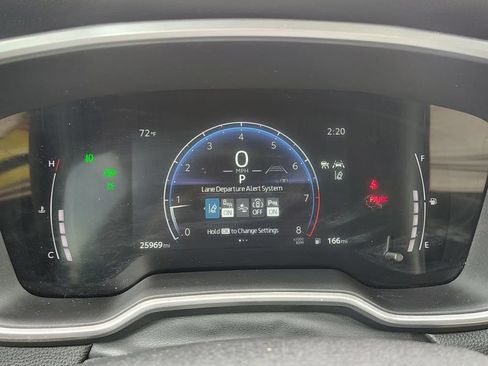 Used 2025 Toyota Corolla Cross XLE AWD/4WD image 13